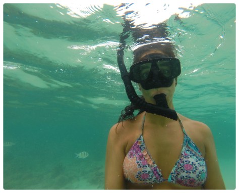 Notese los dos pececitos que están al lado mío. Todo un logro!